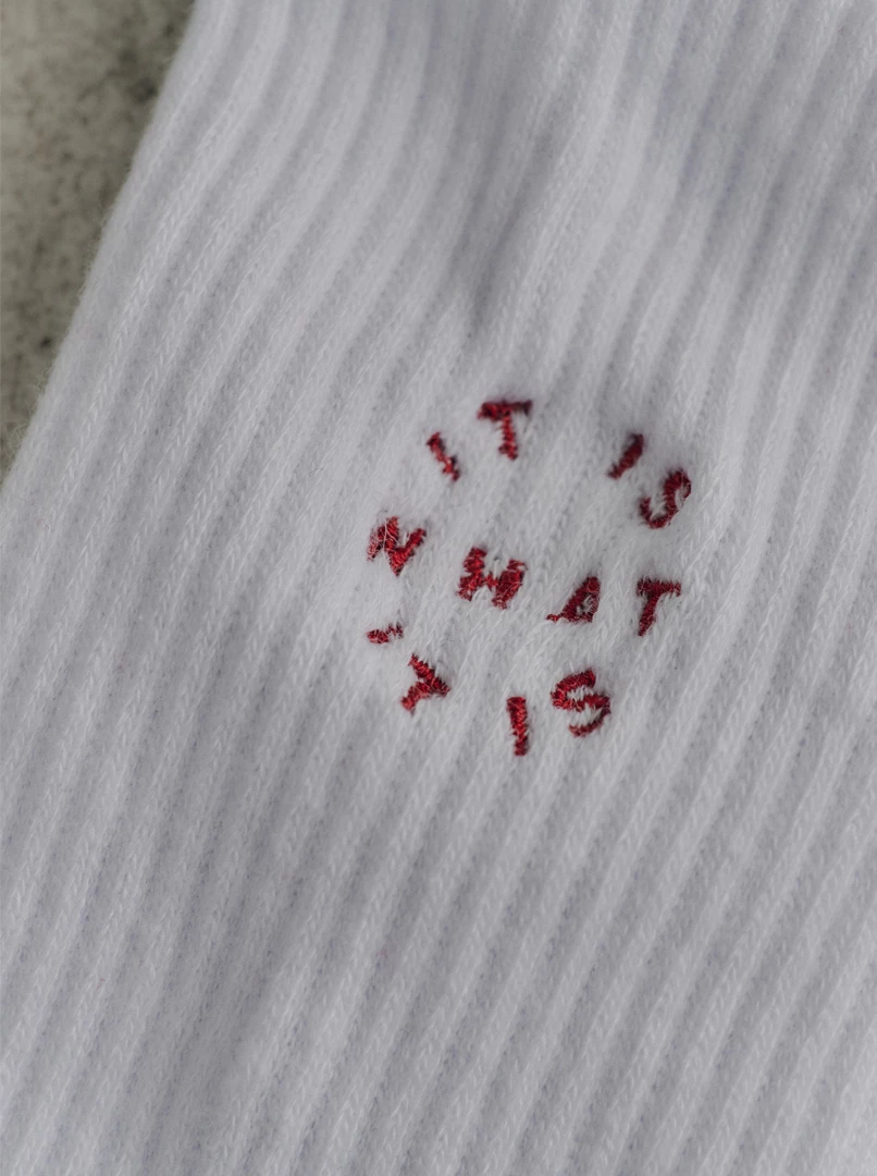 黑土聯名刺繡襪子