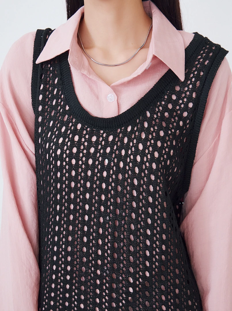 U領簍空針織背心