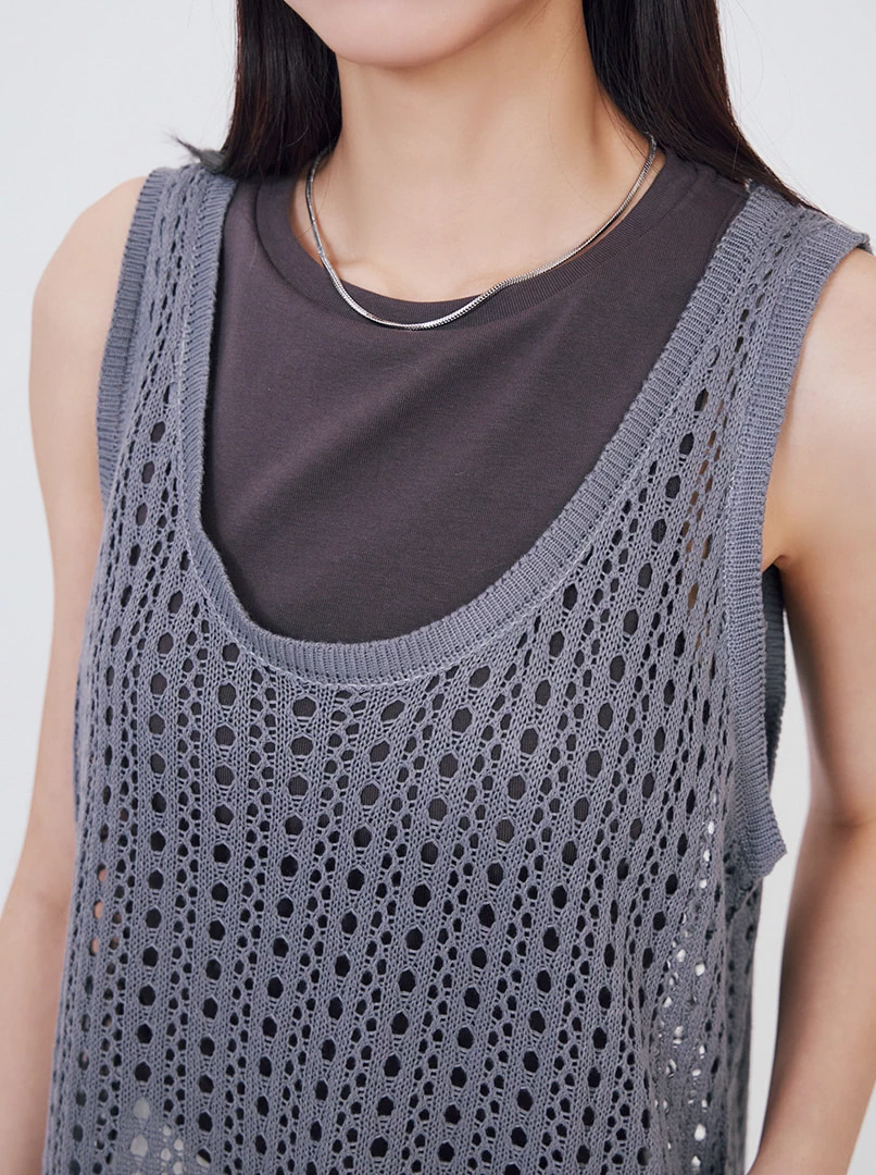 U領簍空針織背心