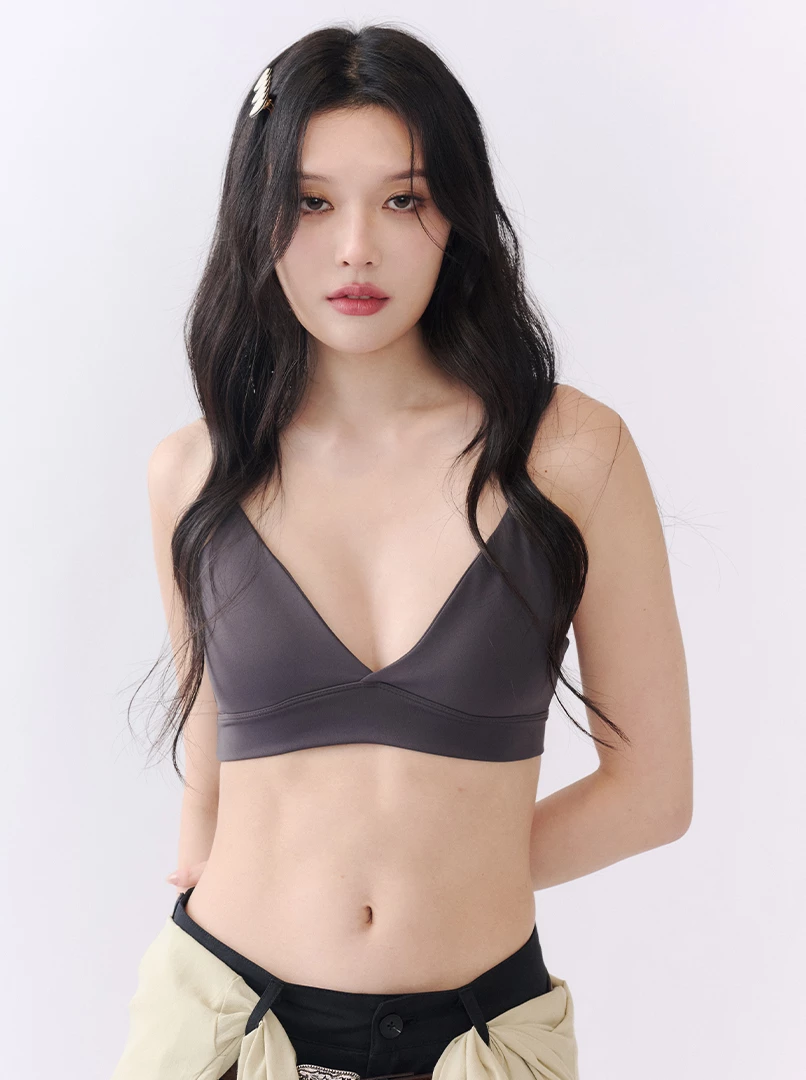 三角杯細肩美背bratop