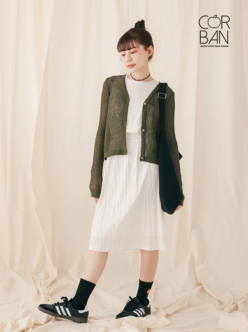 蘋果金釦針織外套