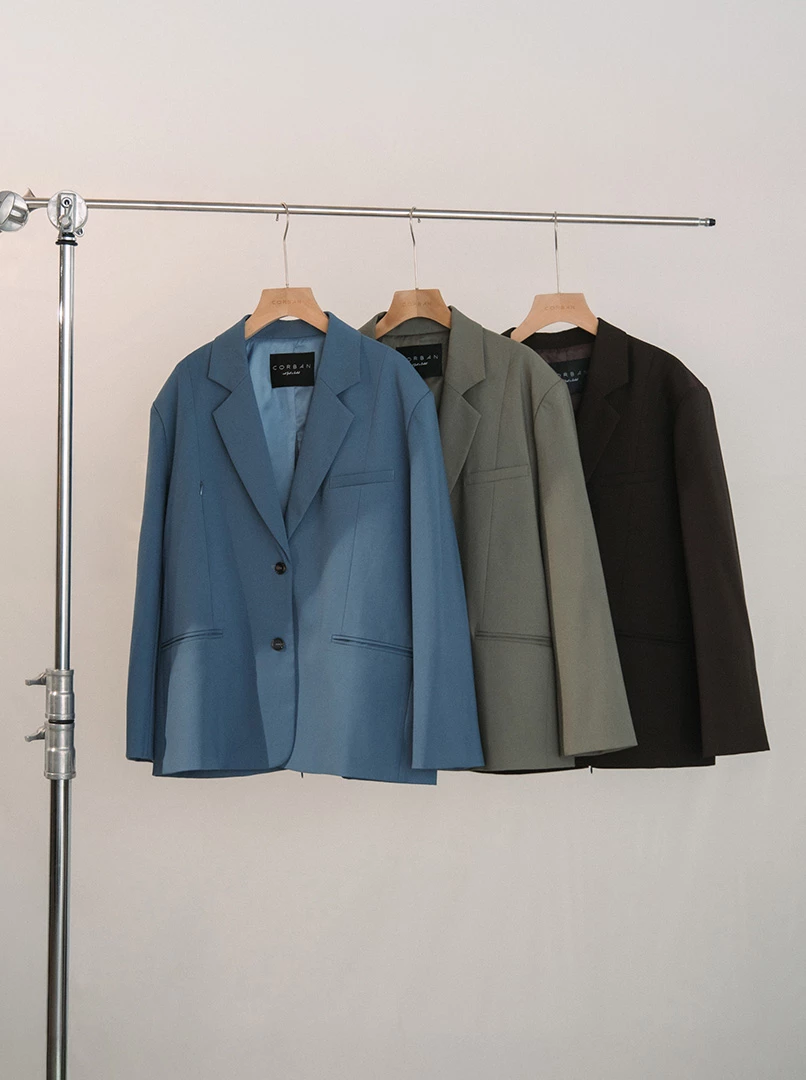 後開岔拉鍊設計西裝外套