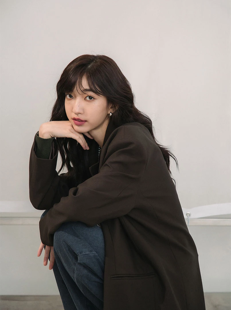 後開岔拉鍊設計西裝外套