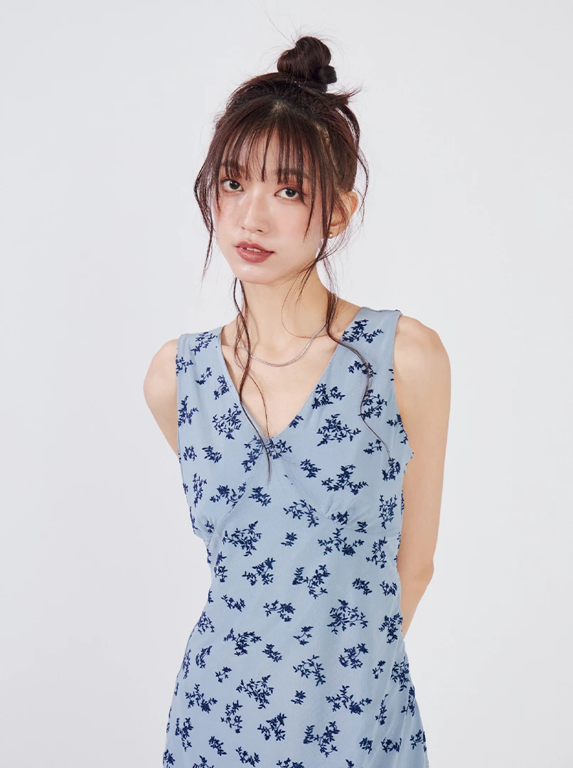 雕花V領抓皺洋