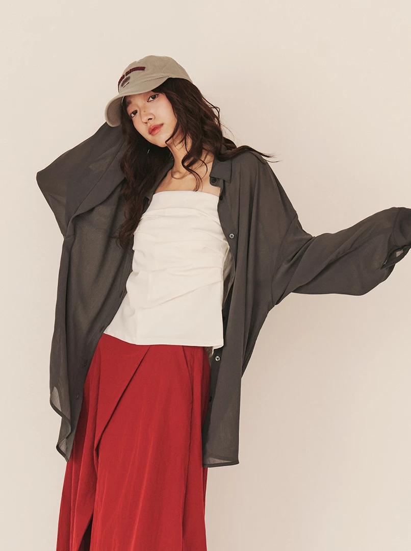 極簡透膚百搭襯衫