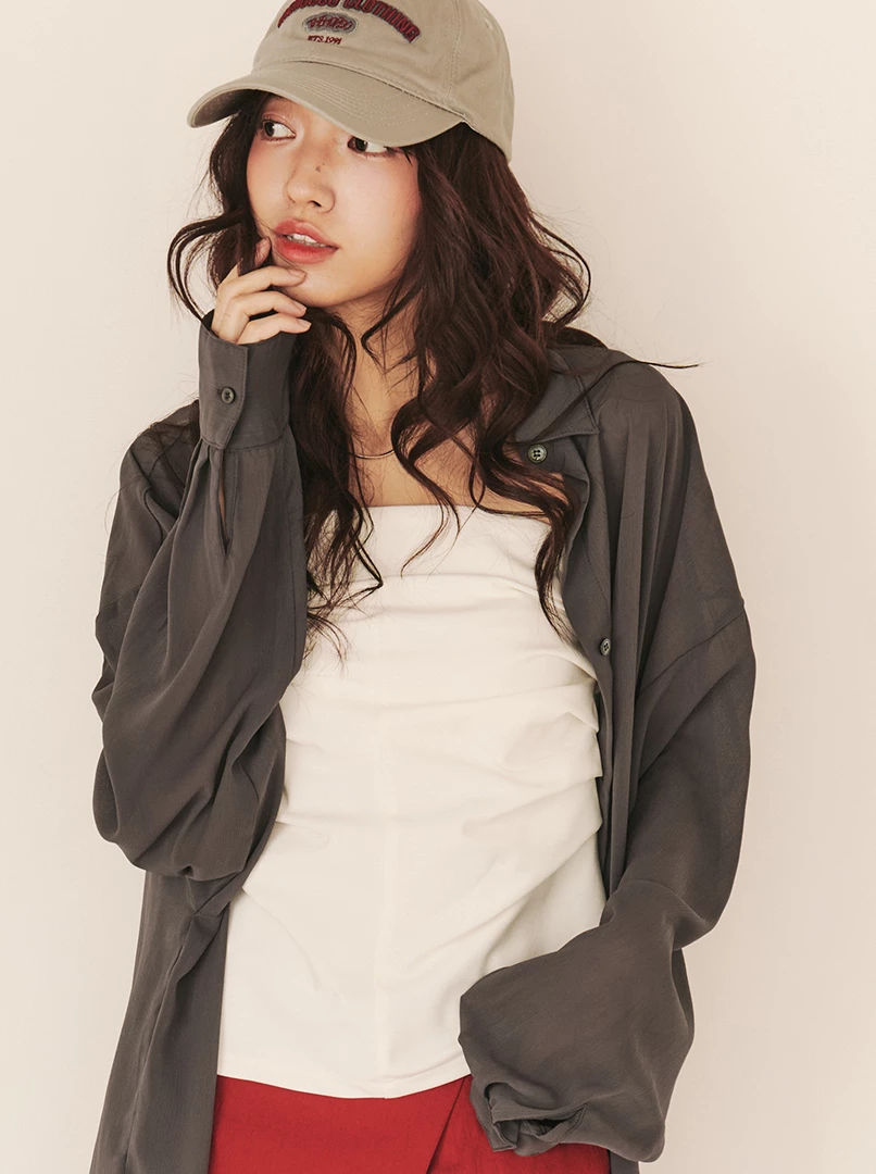 極簡透膚百搭襯衫