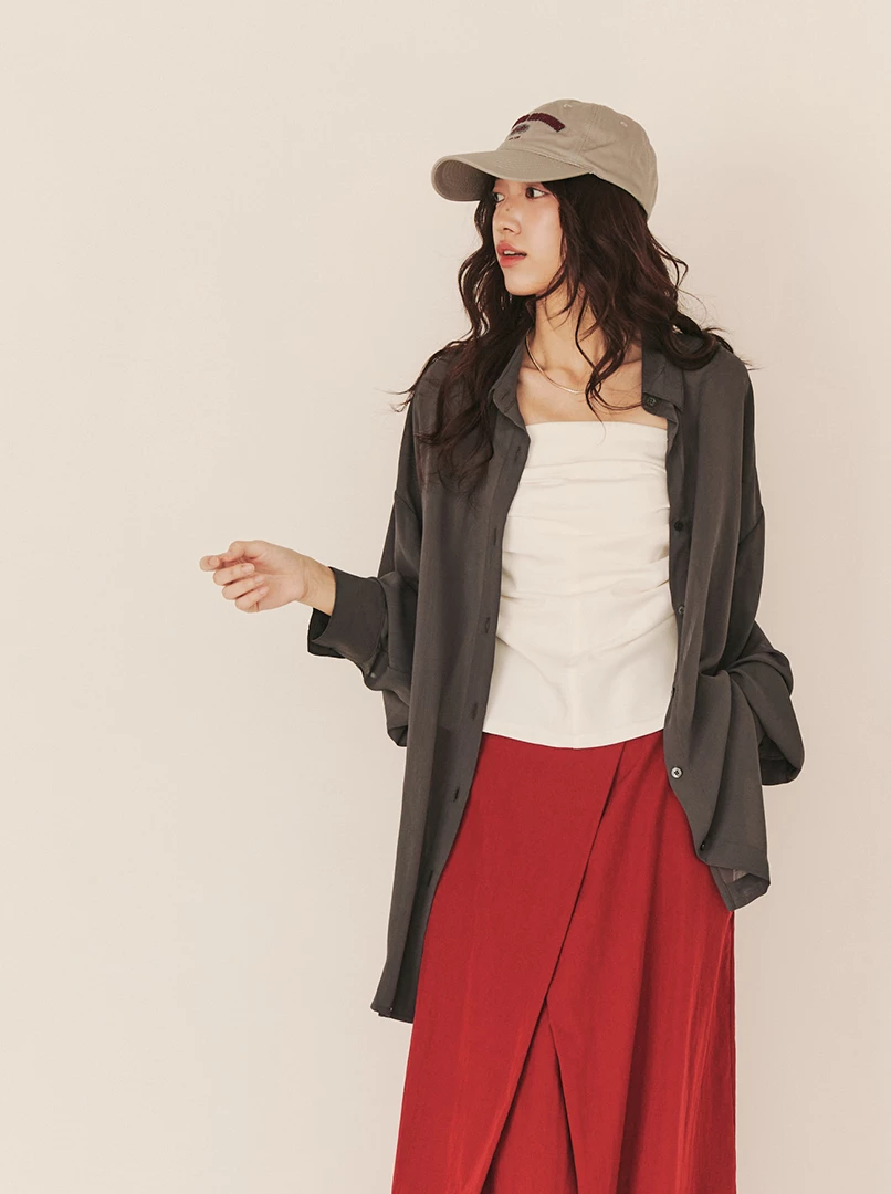 極簡透膚百搭襯衫