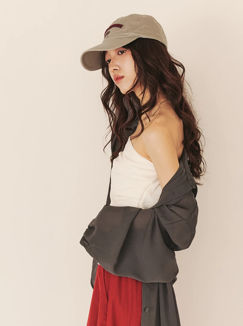 極簡透膚百搭襯衫