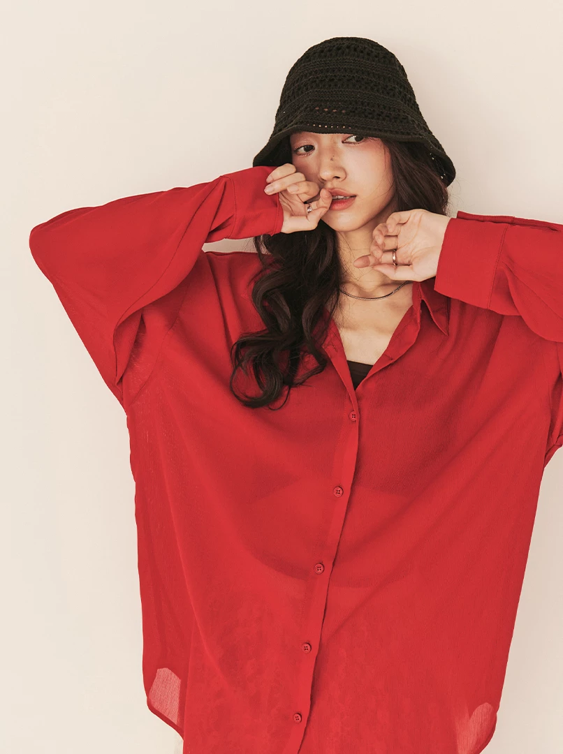 極簡透膚百搭襯衫