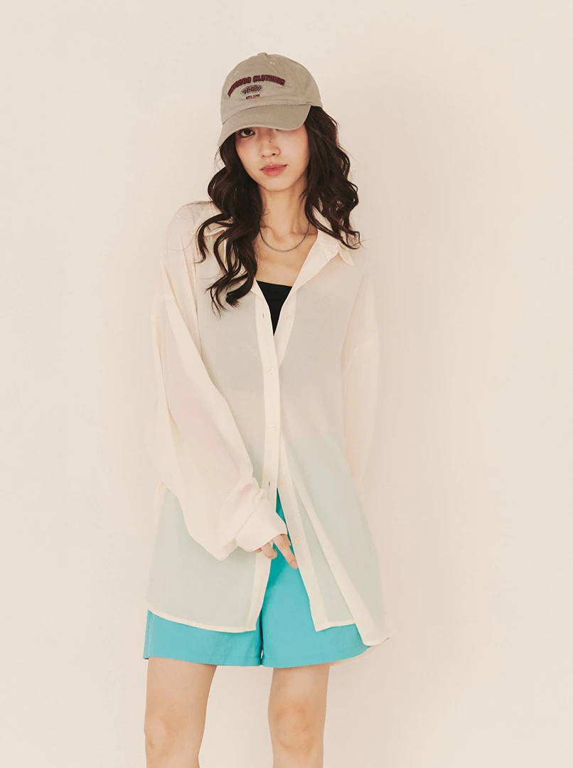 極簡透膚百搭襯衫