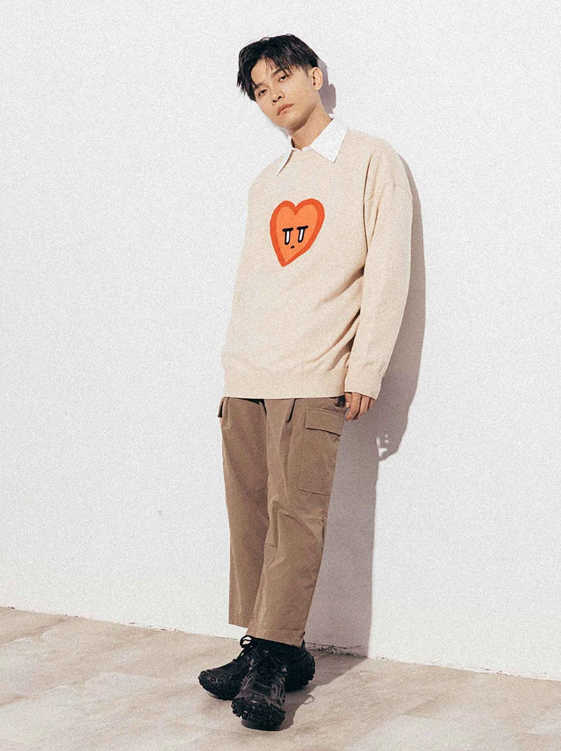 調皮鬼愛心毛衣