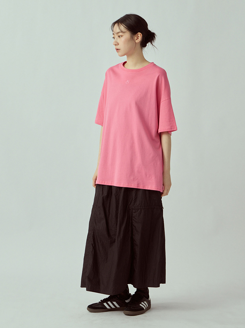 簡約刺繡圓領T恤