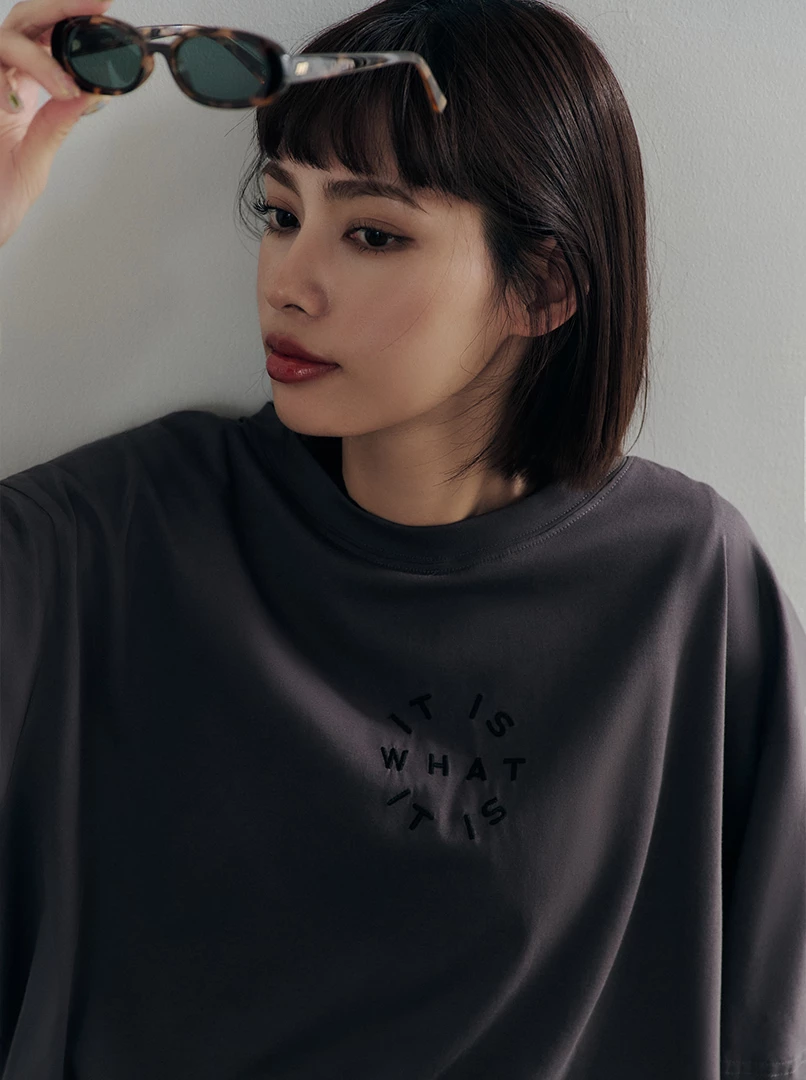 黑土聯名刺繡OV T-SHIRT