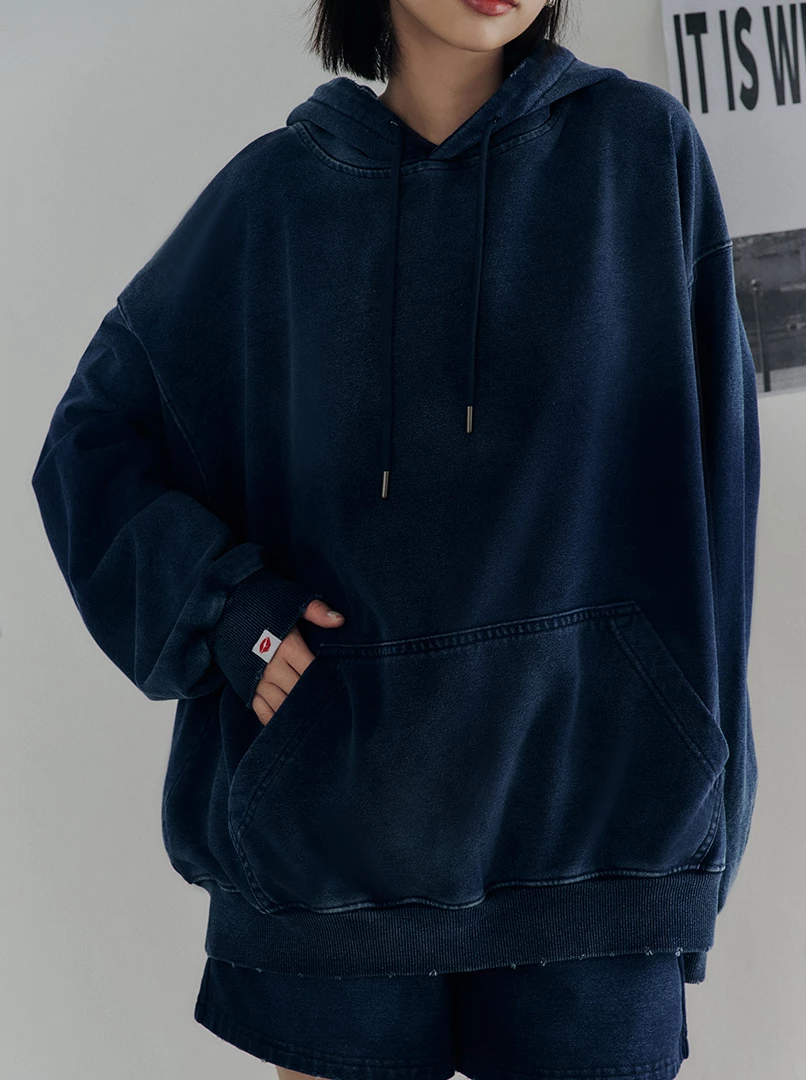 黑土聯名洗舊帽T