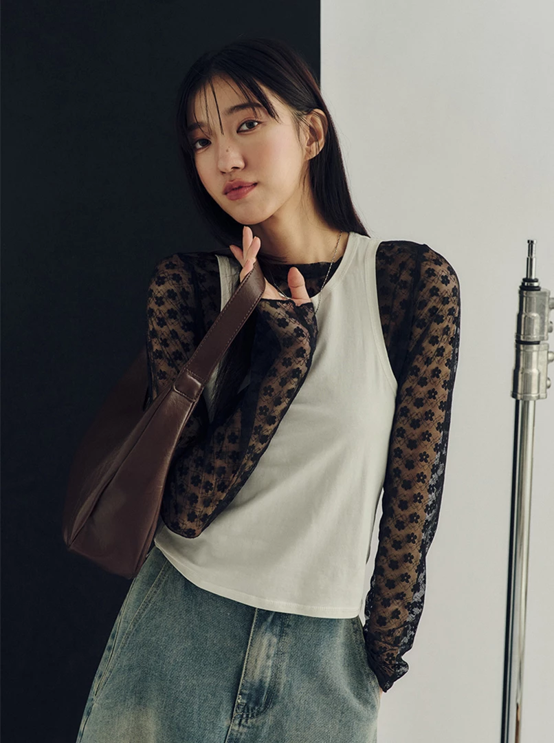 透膚蕾絲打底上衣