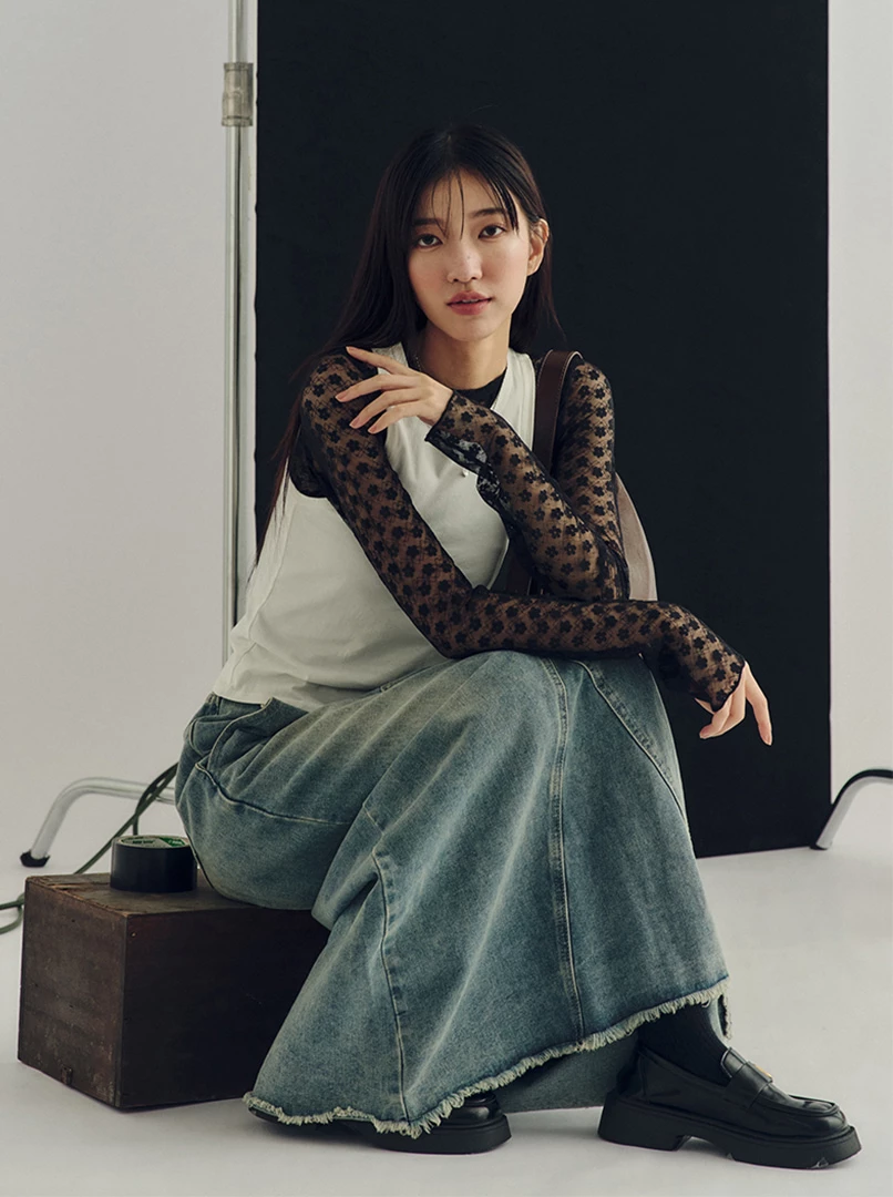 透膚蕾絲打底上衣