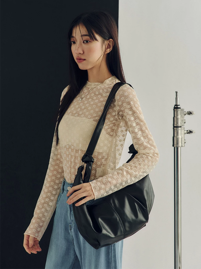 透膚蕾絲打底上衣