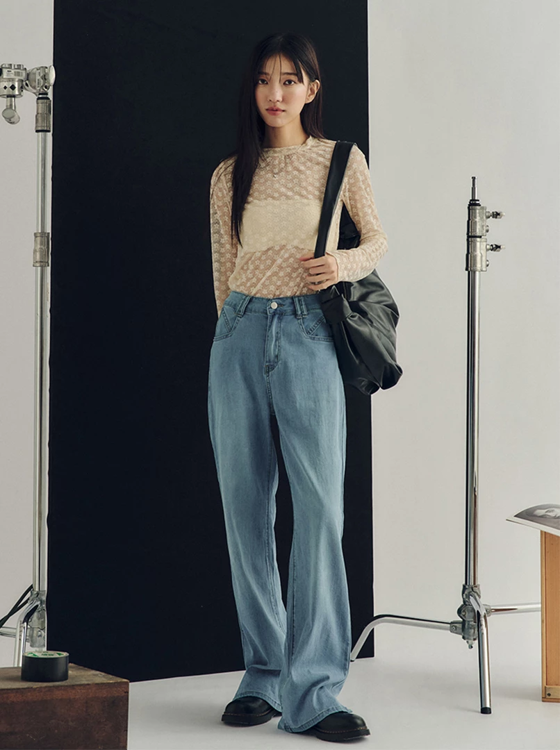 透膚蕾絲打底上衣