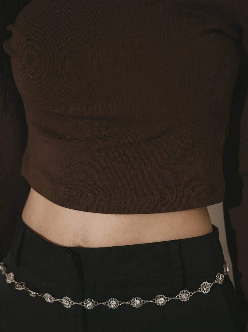 方領親膚修身上衣