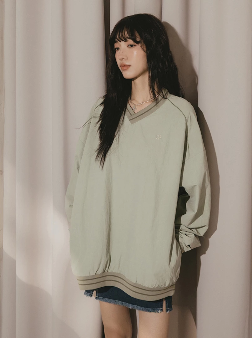 美式V領撞色線上衣'