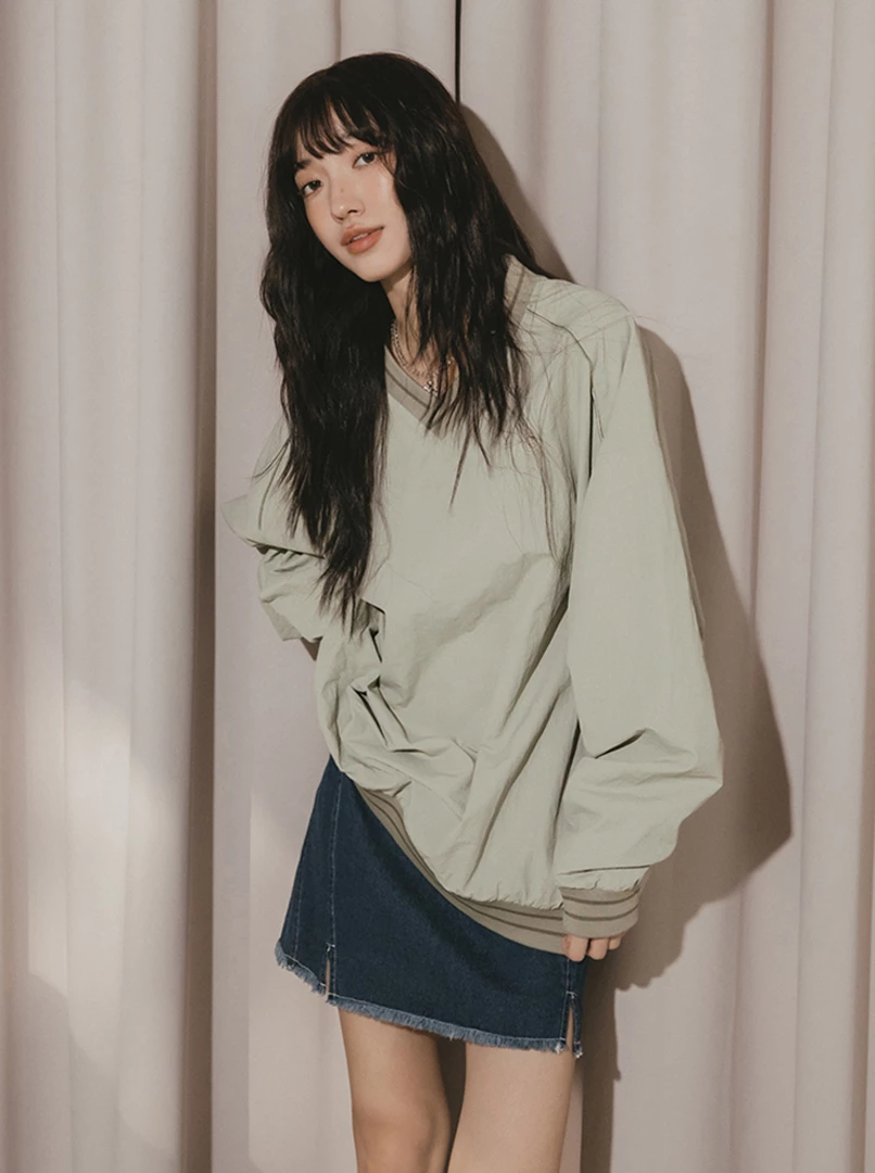 美式V領撞色線上衣