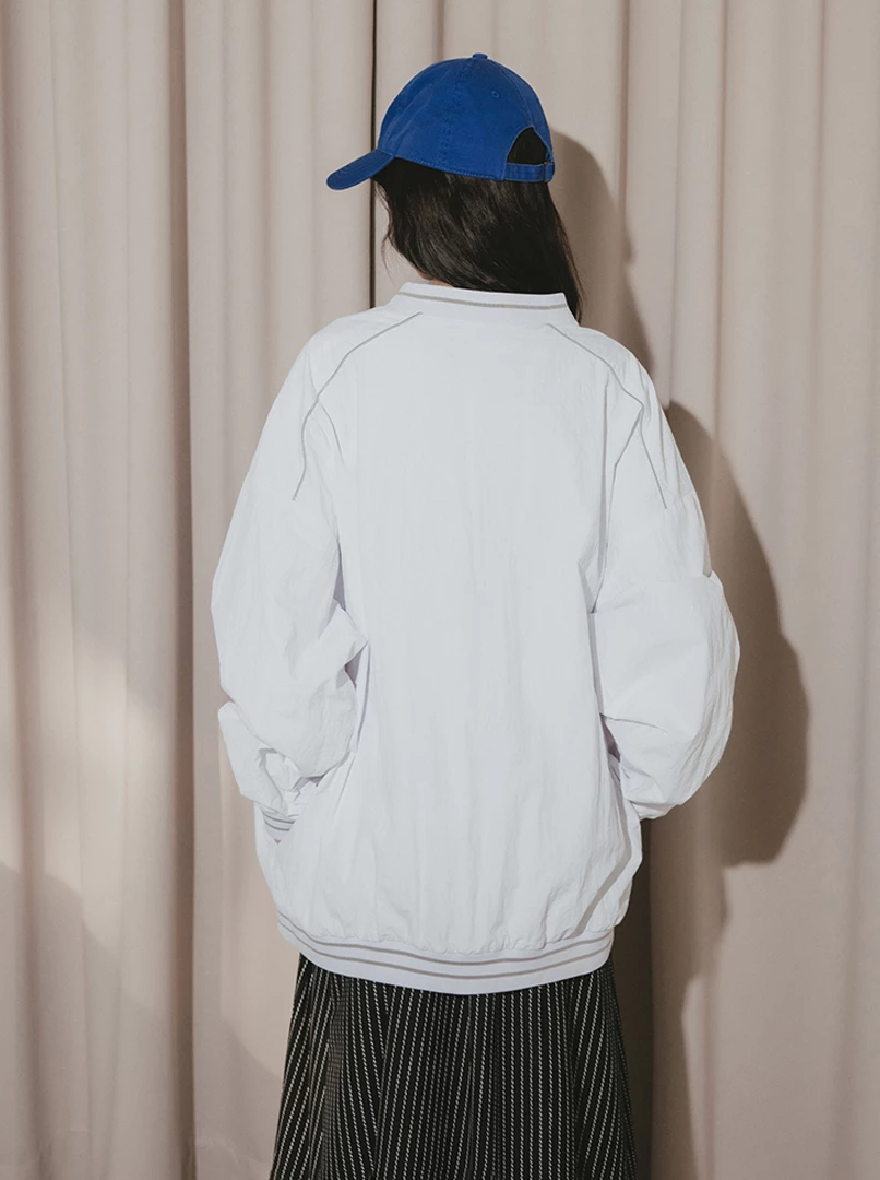 美式V領撞色線上衣