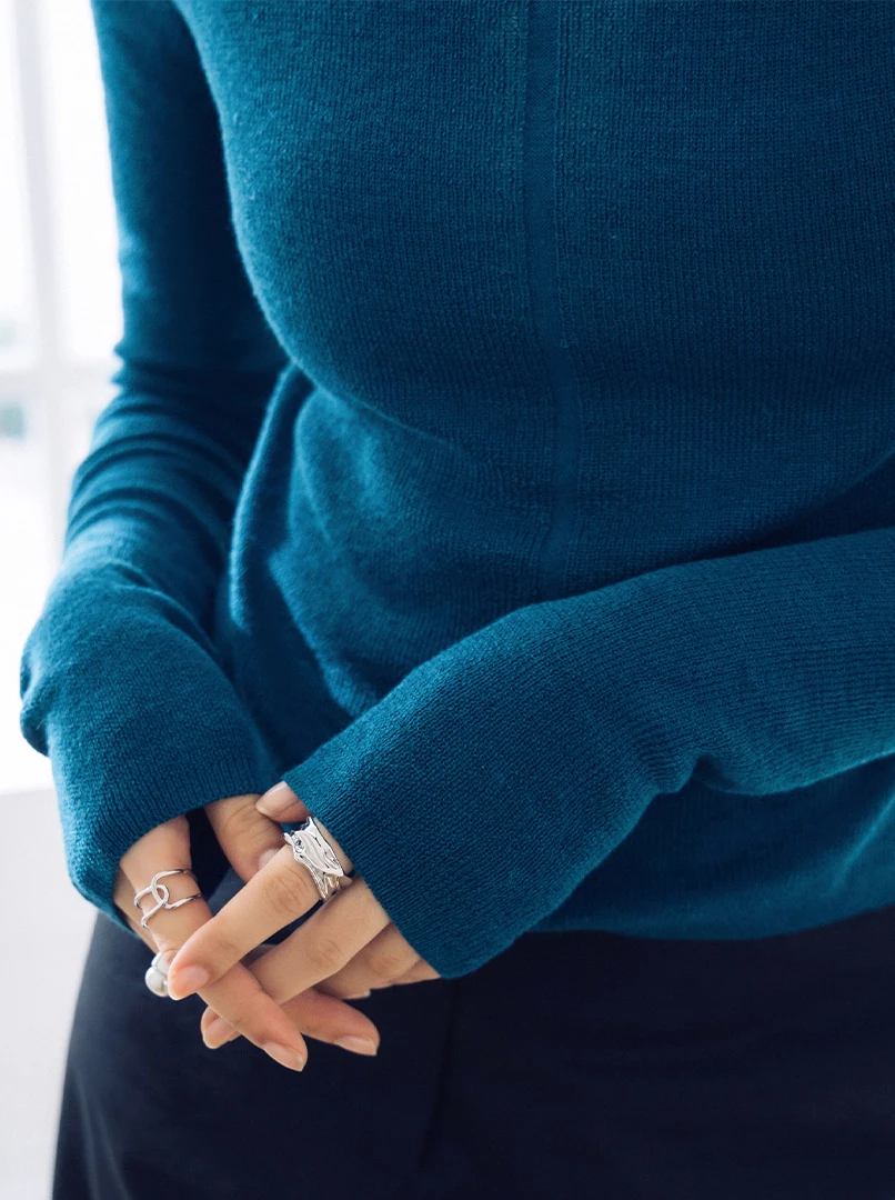 中線薄針織上衣