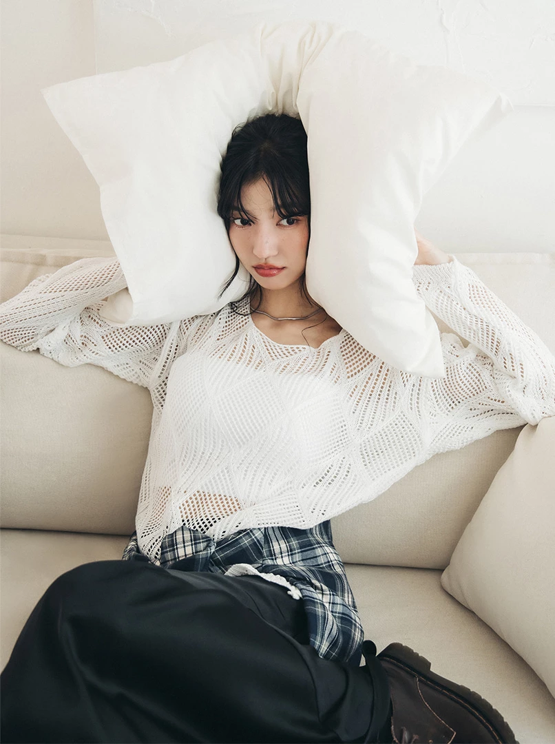 針織寬鬆縷空上衣