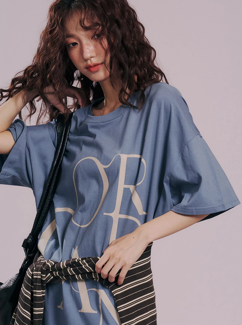 品牌設計字樣T-shirt