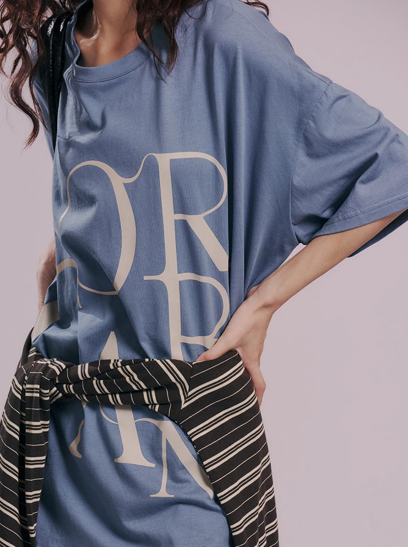 品牌設計字樣T-shirt