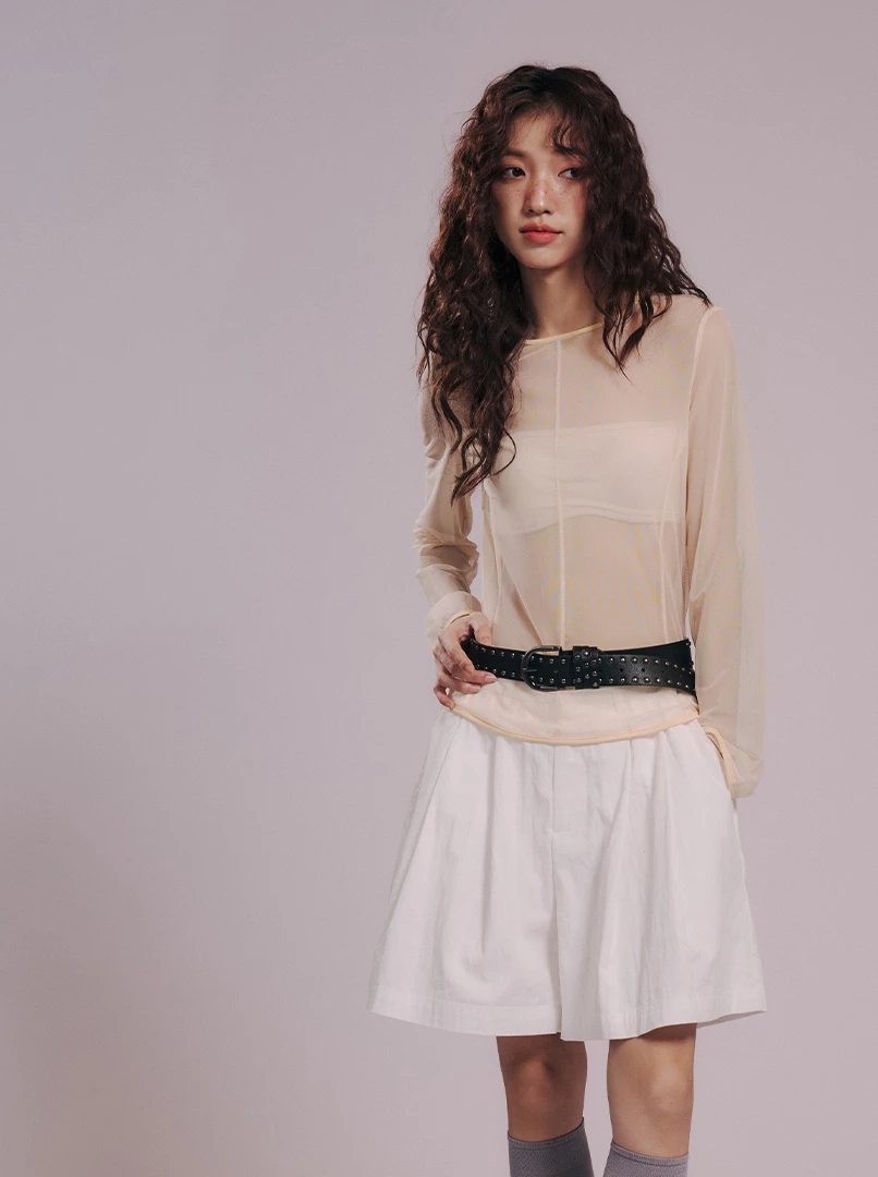 中線設計透膚上衣