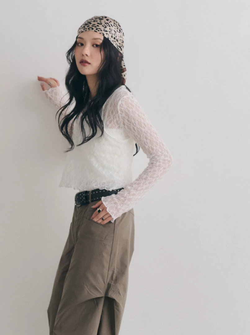 疊搭蕾絲長袖上衣