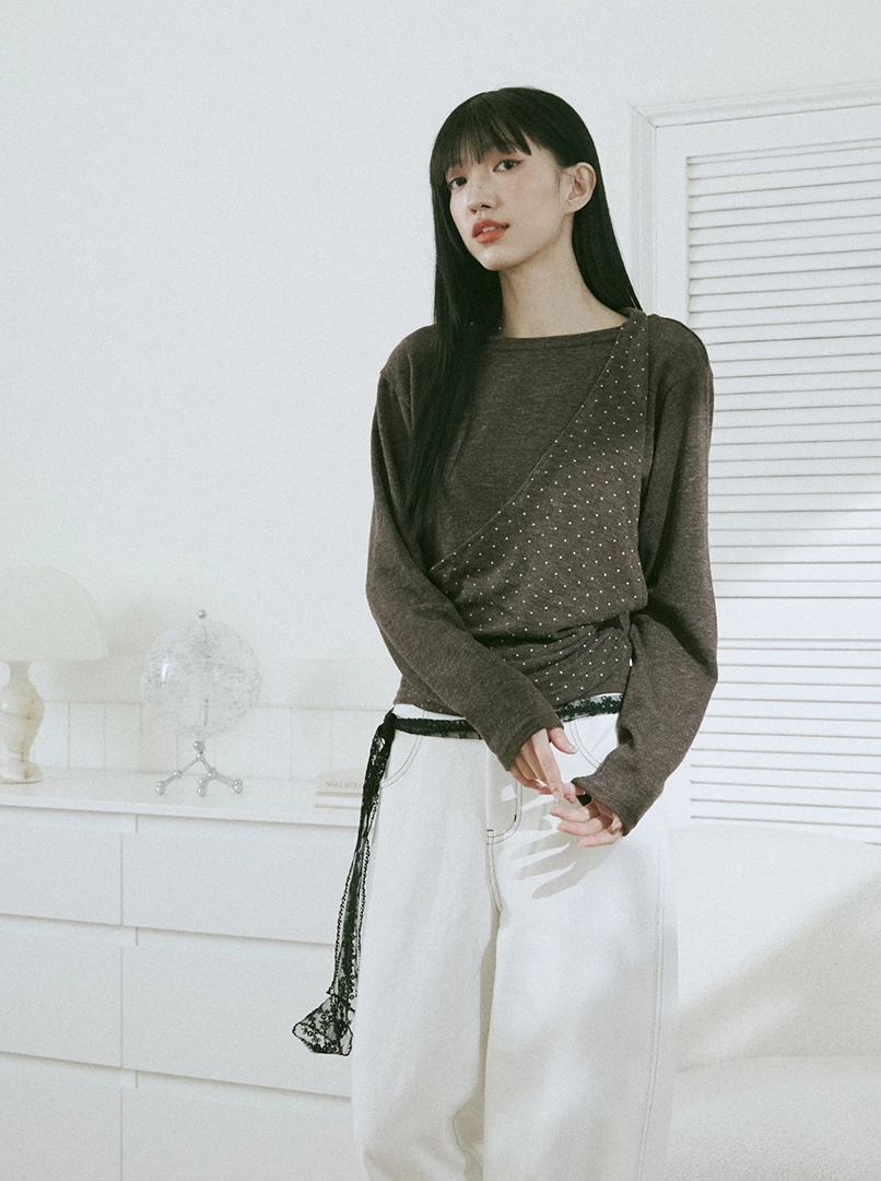 掛脖一字領設計針織上衣