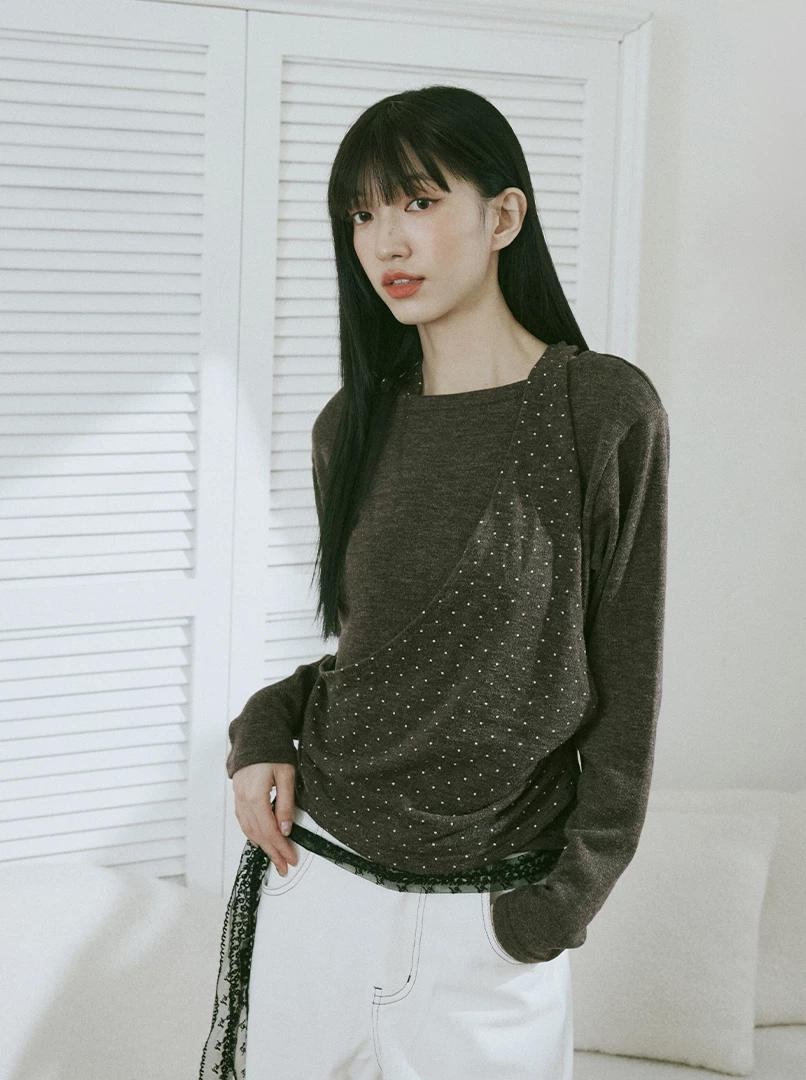 掛脖一字領設計針織上衣