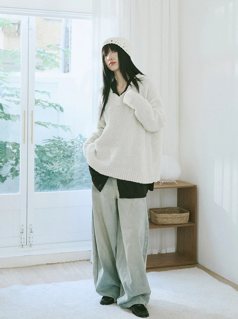 顆粒感鉤織V領毛衣