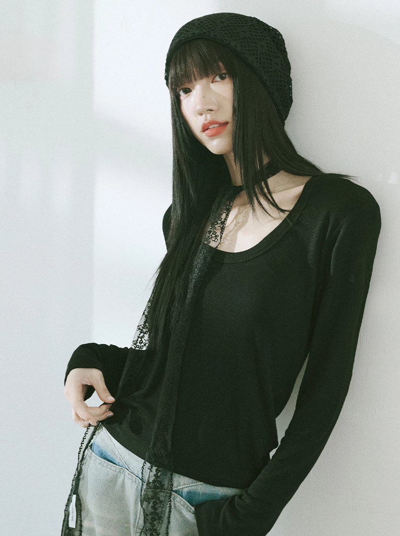 U領打底長袖上衣