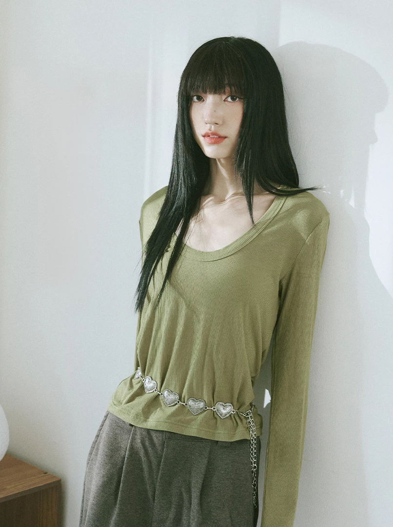 U領打底長袖上衣