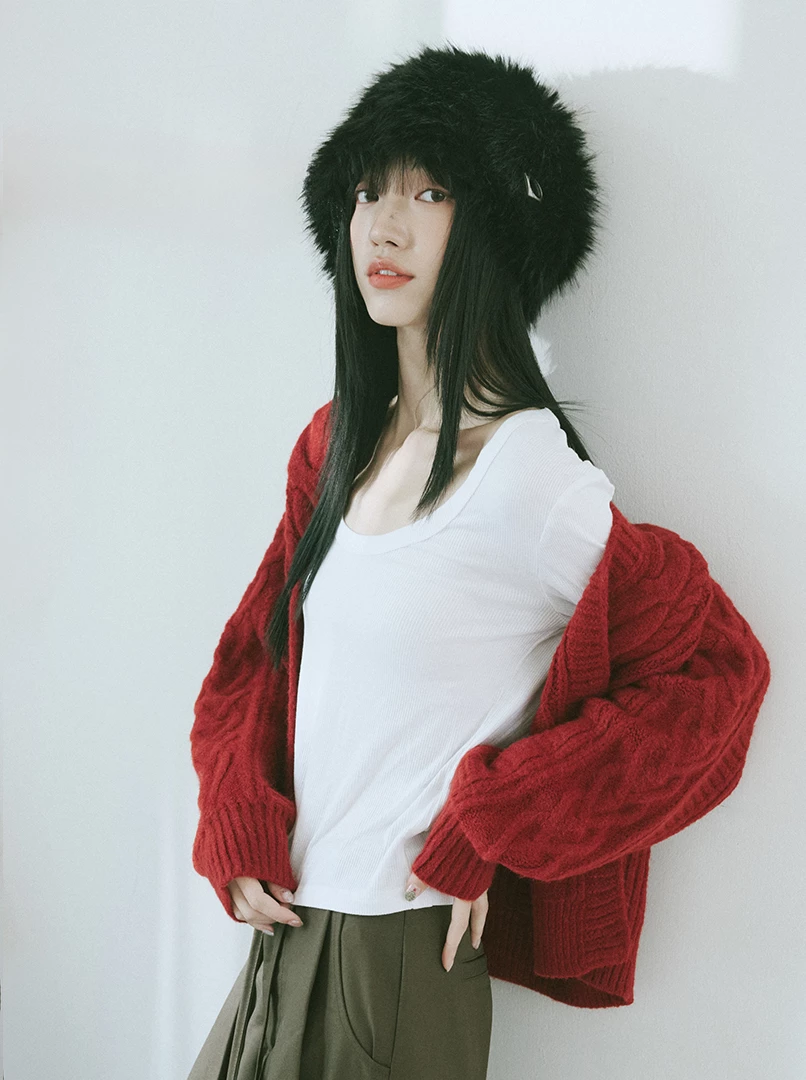 U領打底長袖上衣