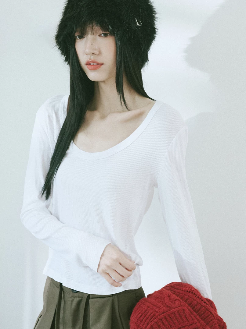 U領打底長袖上衣