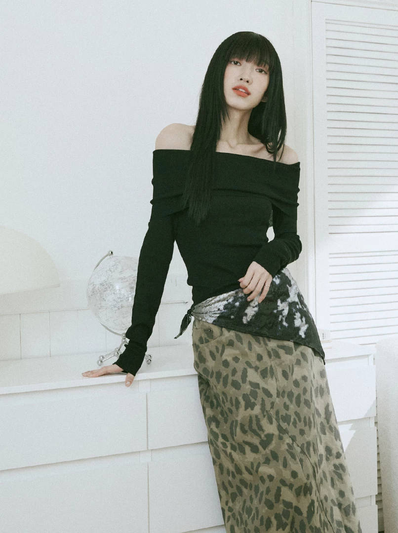 一字露肩針織長袖上衣